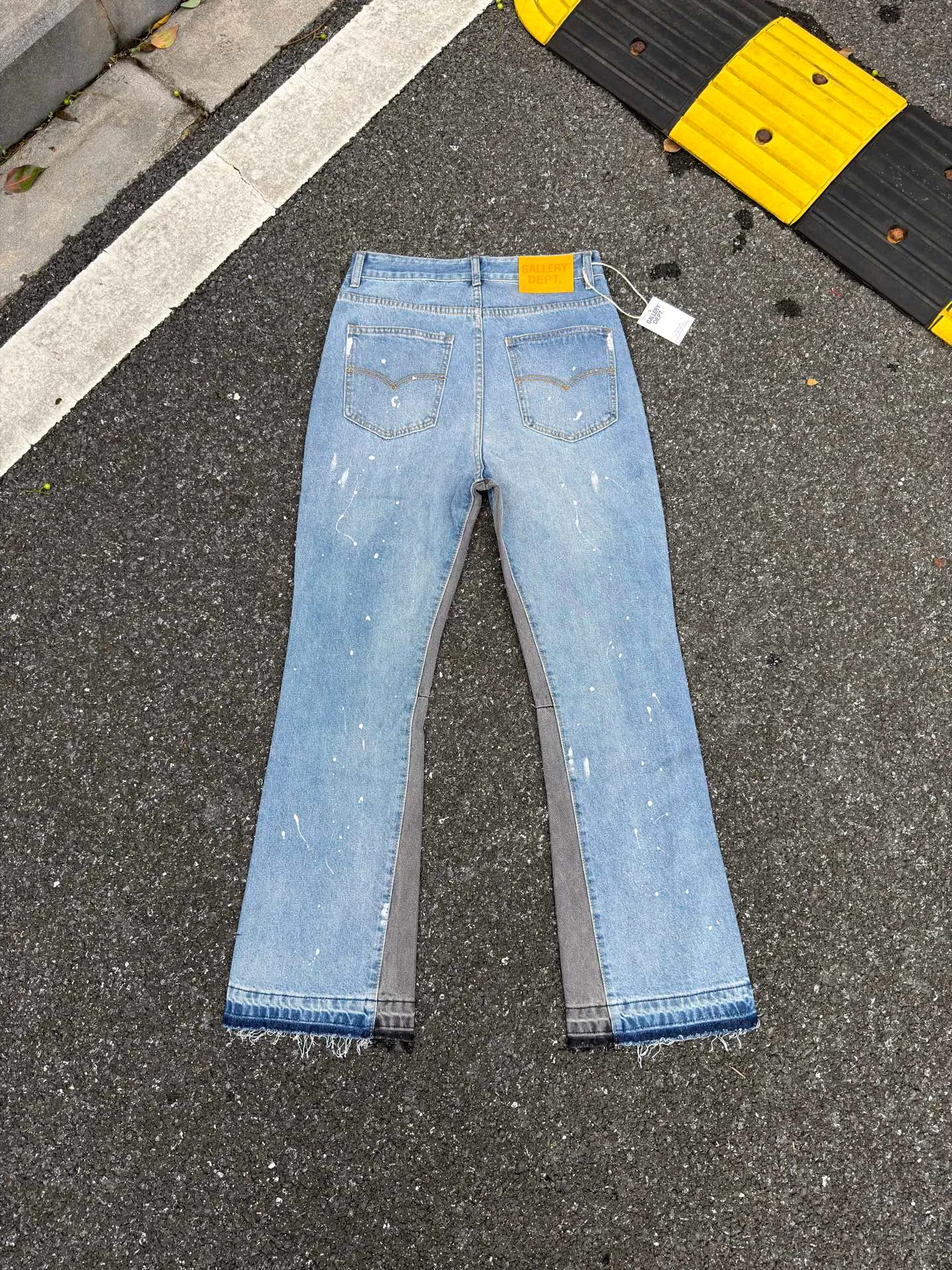 P240💰G01 GALLERY DEPT. Spliced ​​ink splash denim print logo bell bottoms washed jeans Color: black blue Code number: 28 30 32 34